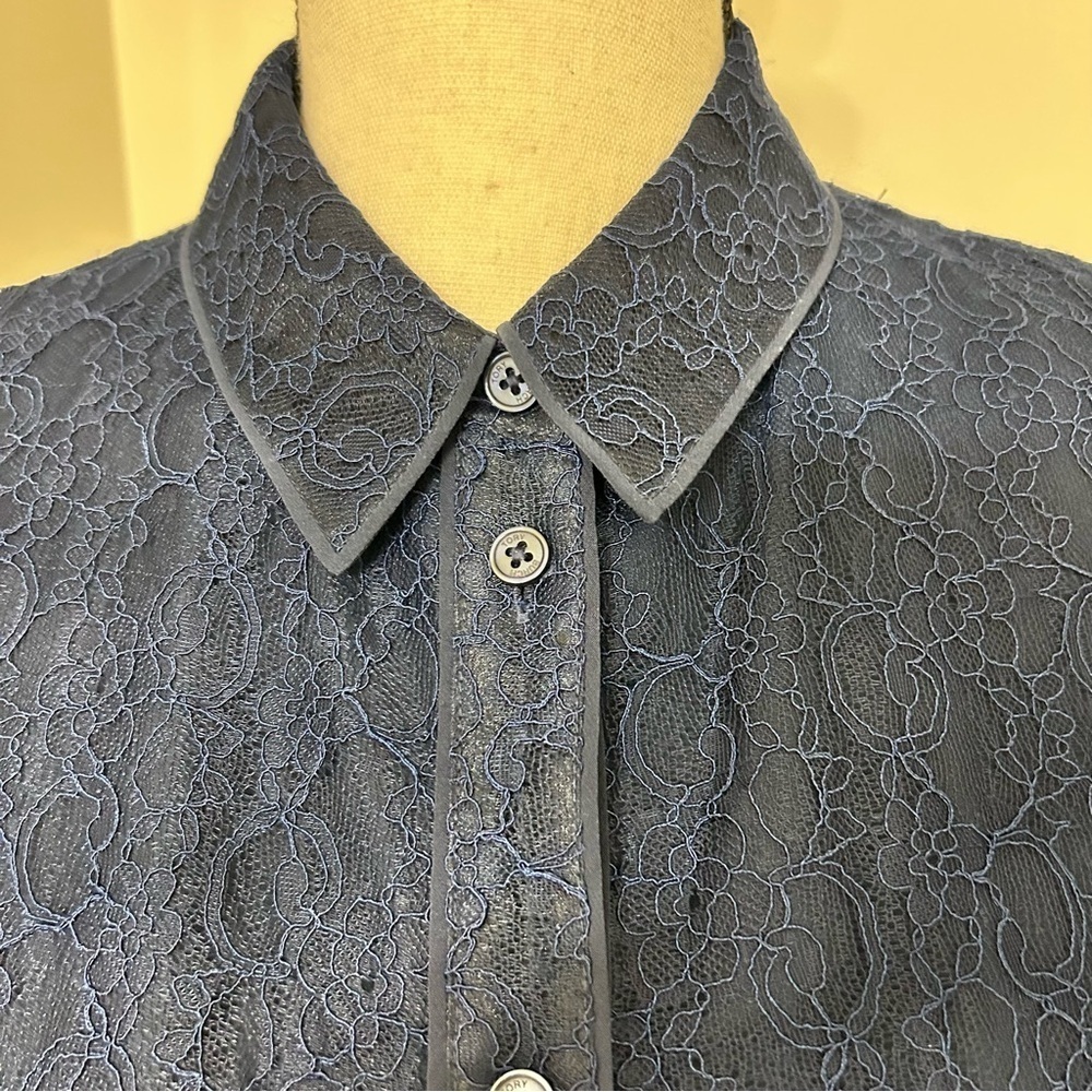 Tory Burch Navy Blue Lace Mesh Long Sleeve Blouse Top Size 8 - Picture 4 of 6